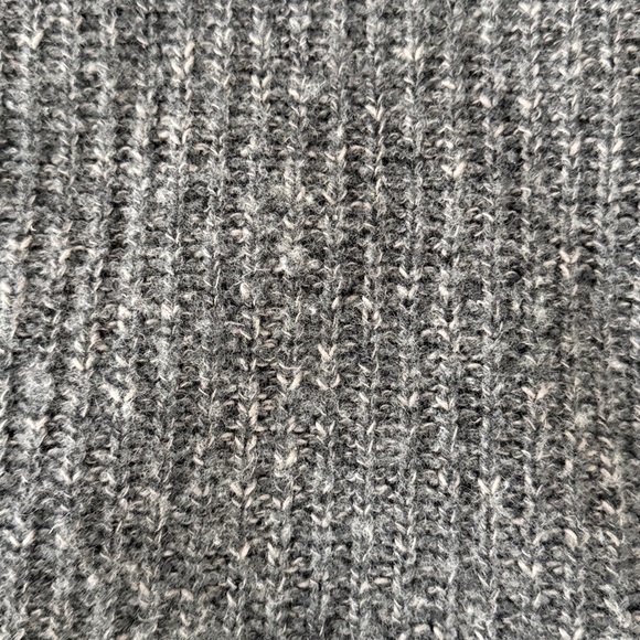 JENNI KAYNE: Medium, cashmere wool, oversized sweater, gray Marl. GUC! - Picture 4 of 7